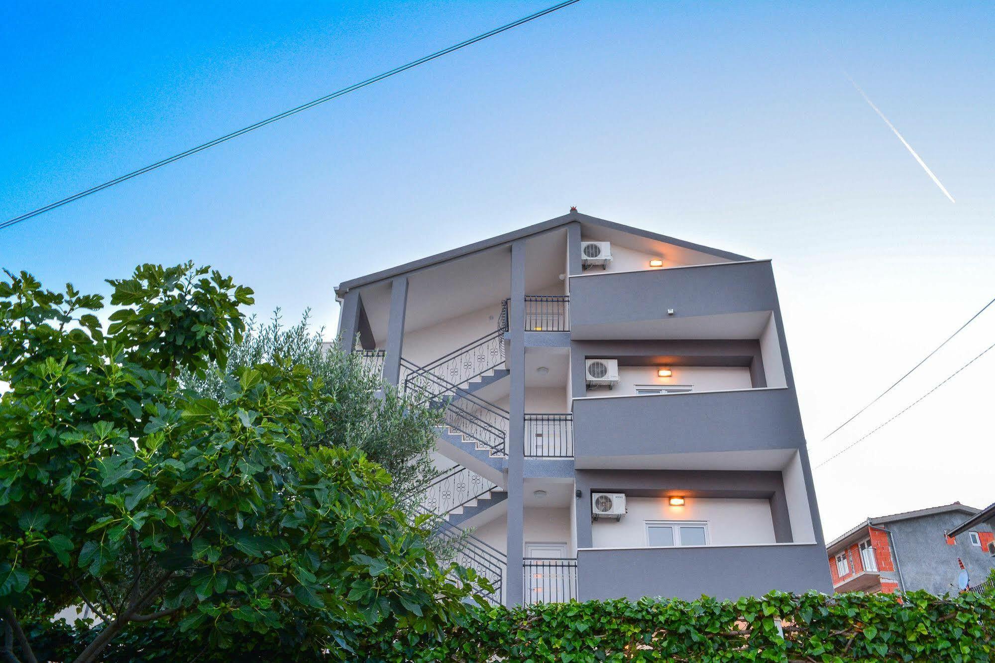 Luxury Apartments Villa Tea Trogir Exterior photo